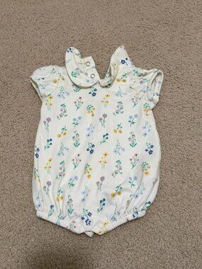 Amazon Essentials x Sofia Grainge Floral Bubble Romper 0-3M Collar 100% Cotton